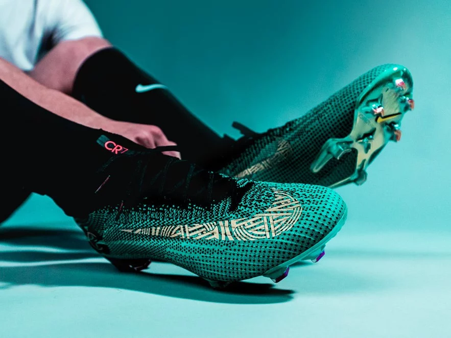 post card CR7 Chapter 6 Mercurial laced up.webp